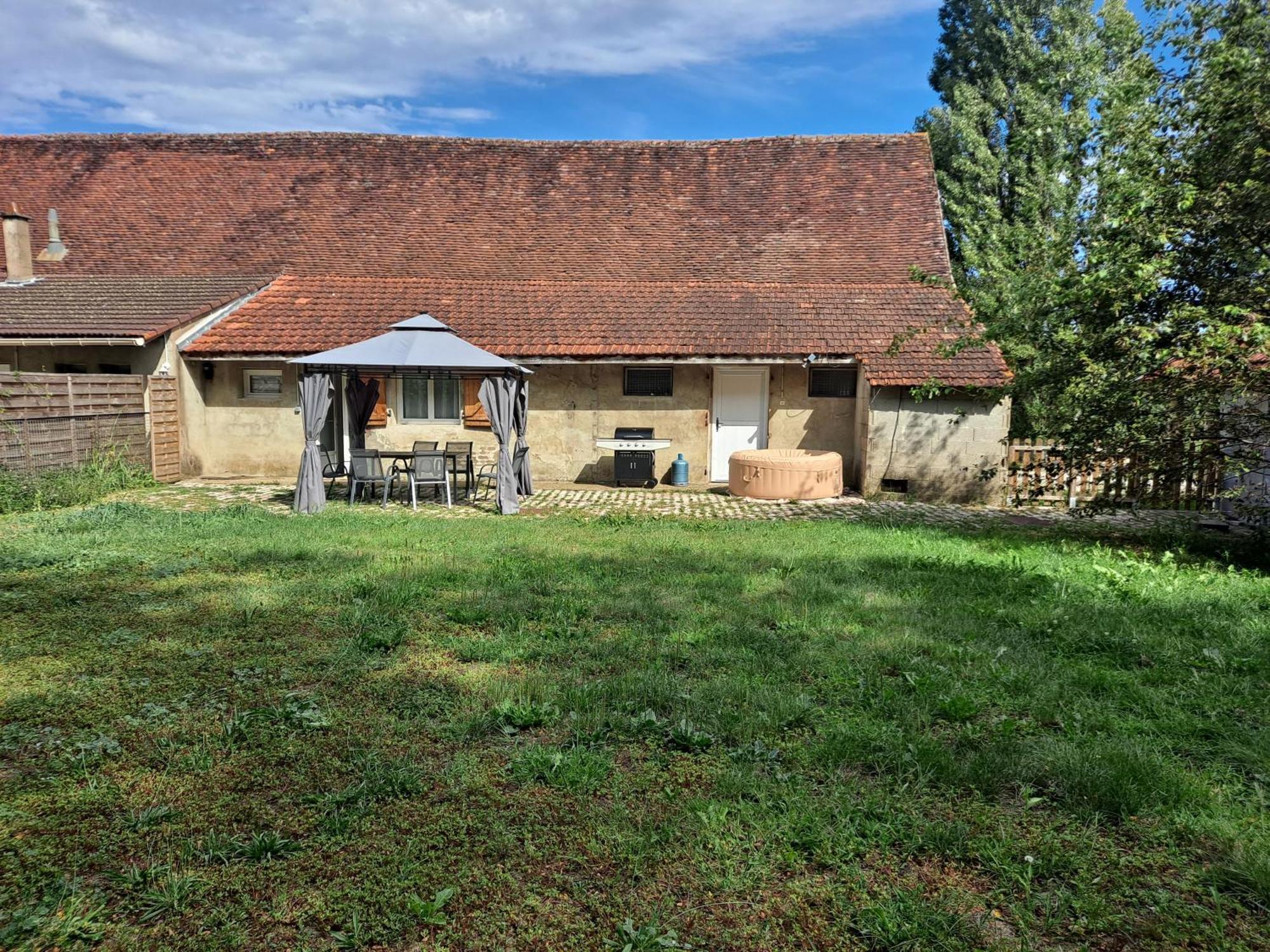 Les Lutins Reveurs Apartment Montagny-pres-Louhans Bagian luar foto